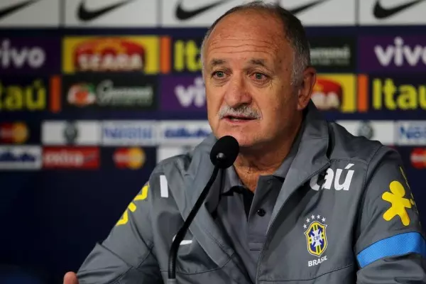 Felipão vai deixar Neymar no banco contra Camarões, diz sósia de Felipão