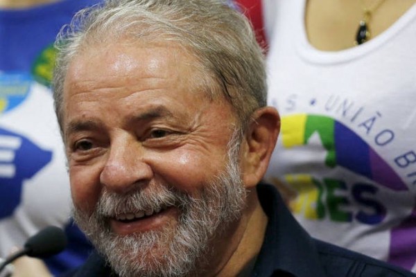 Golpe no golpe: Lula