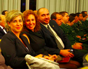 Carla e Reis (ao centro) em outros tempos