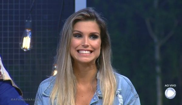 Flávia Viana