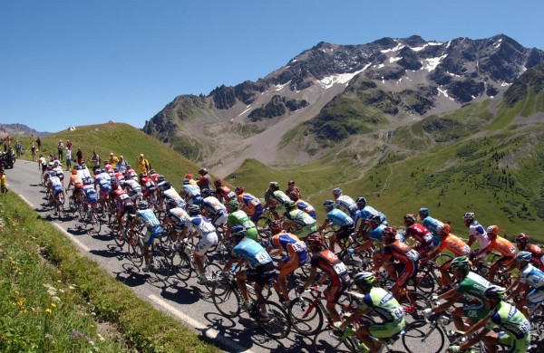 TOUR DE FRANCE - STAGE SEVENTEEN