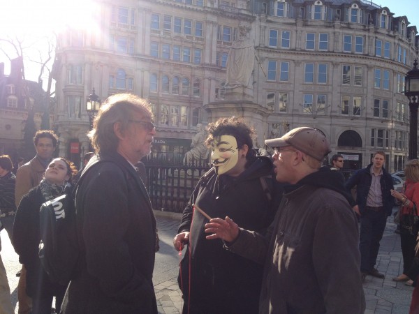 Entrevista com os manifestantes do Ocupe Londres.