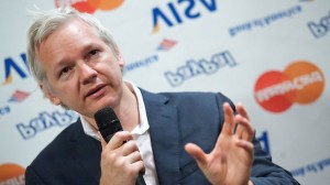 981053-britain-us-internet-wikileaks