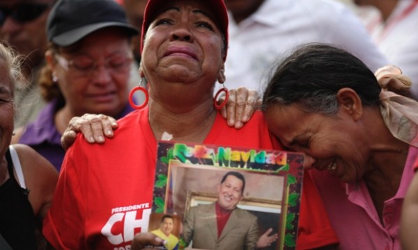 O povo pobre venezuelano na morte de seu líder