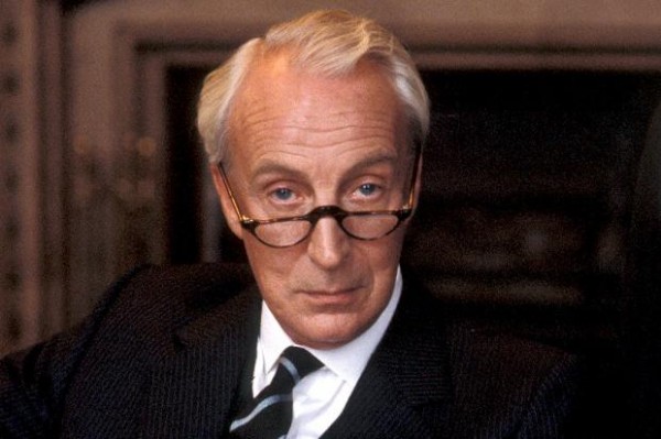 Ian Richardson ainda hoje é reverenciado pelos ingleses por seu papel em House of Cards, de 1990