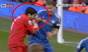 luis-suarez-bite