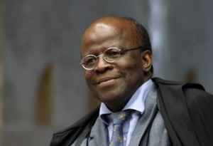 Ministro-Joaquim-Barbosa-e1353462747384