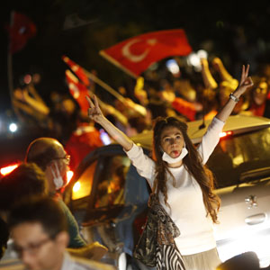 Anti-government protesters demonstrate in central Ankara