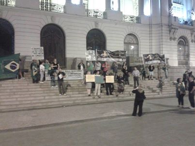 Os manifestantes ontem no Rio