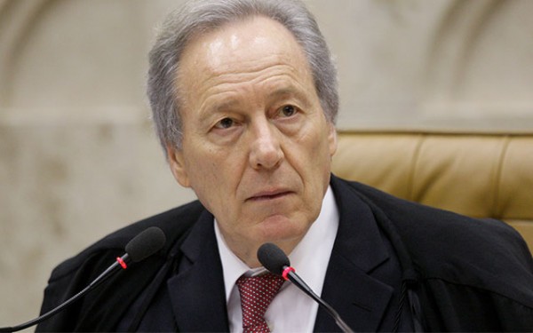 972070_lewandowski-sinaliza-ser-contra-prazo-para-indicacoes-ao-stf