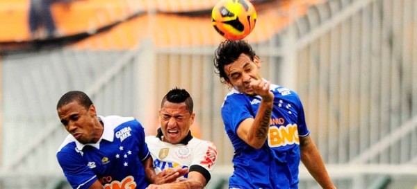 Um pequeno pesadelo futebolístico a partida entre Corinthians e Cruzeiro