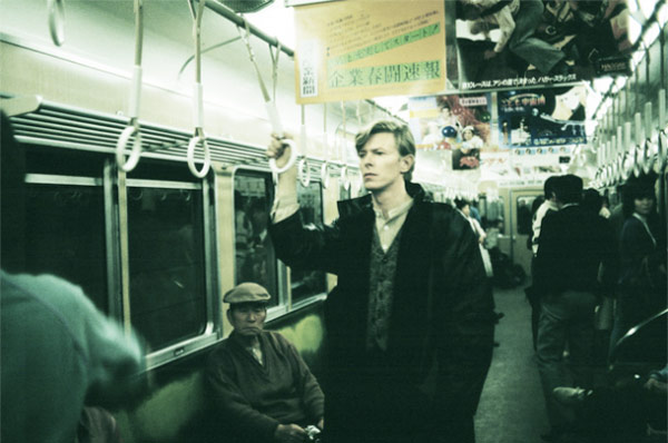 Bowie no metrô japonês