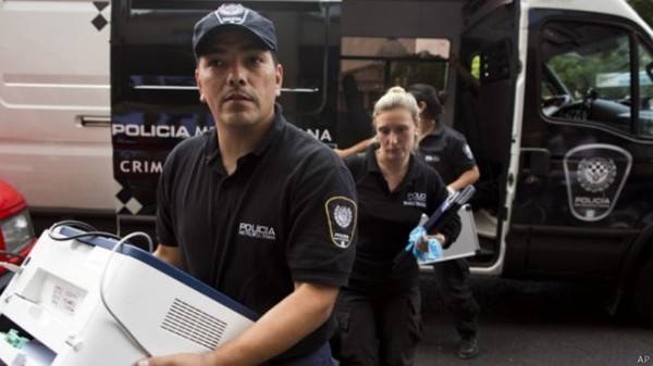 A promotoria armazena documentos para determinar as circunstâncias da morte de Nisman