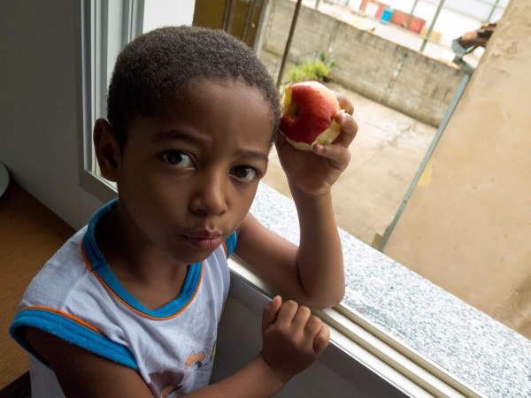 Ruan, de 9 anos, no hotel