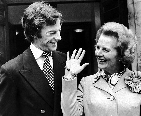 Mark com a mãe Margaret Thatcher