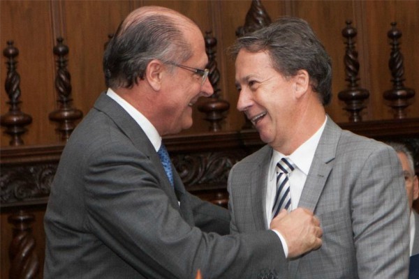Alckmin e o ex-braço direito Edson Aparecido