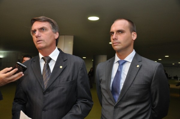 Jair e Eduardo Bolsonaro