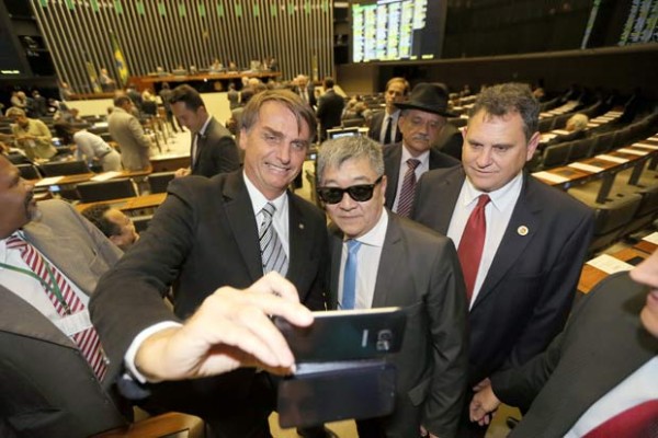 bolsonaro e o japonês