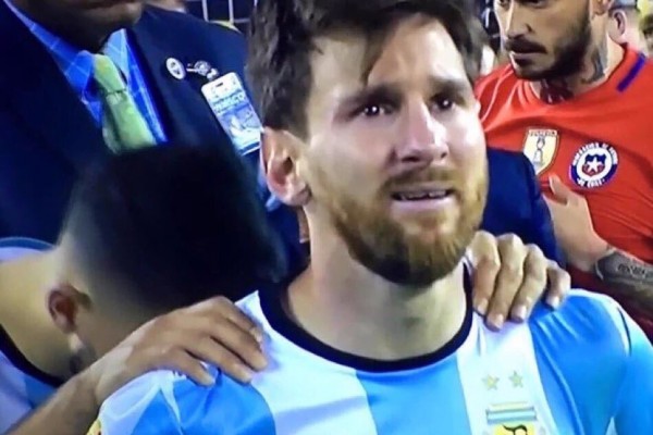 Grandeza no fracasso: o desespero de Messi depois da derrota