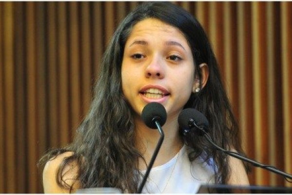 Ana Julia