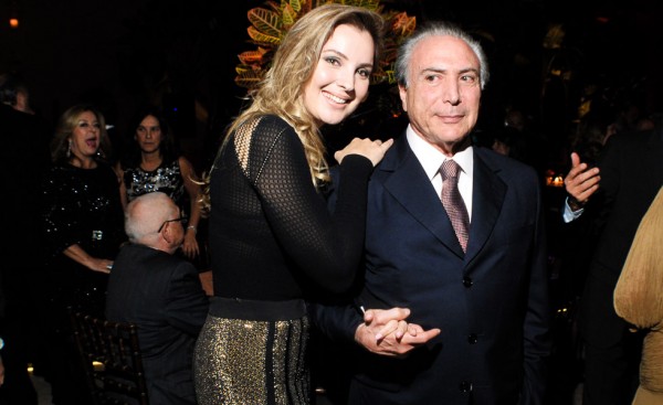 Marcela e Michel Temer, porta bandeira e mestre sala