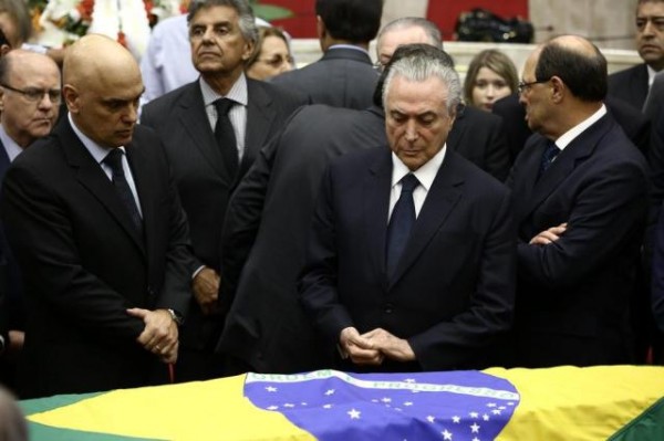 temer - velório - teori