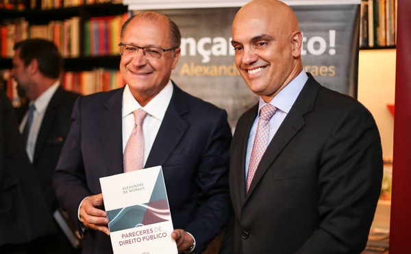 Alckmin prestigia o lançamento de mais um livro de Moraes