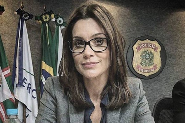 Flávia Alessandra, estrela do filme sobre a Lava Jato