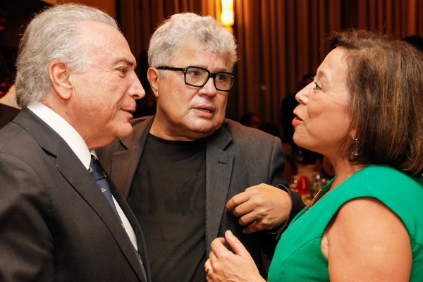 Temer e Noblat na festa de 50 anos de carreira do blogueiro da Globo