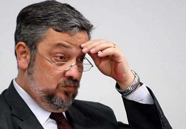 Resultado de imagem para Tribunal determina sequestro de bens de filha e enteada de Palocci