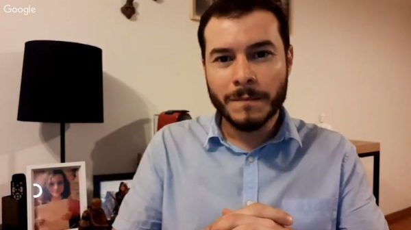 Veja o Juliano Medeiros
