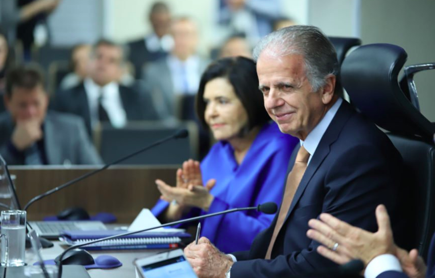 José Múcio e a coragem de agradecer a Lula em sua posse no TCU. Por