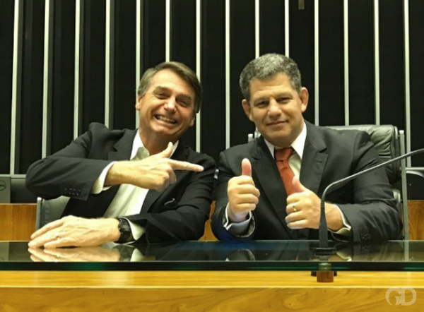 Resultado de imagem para Bolsonaro Bebianno