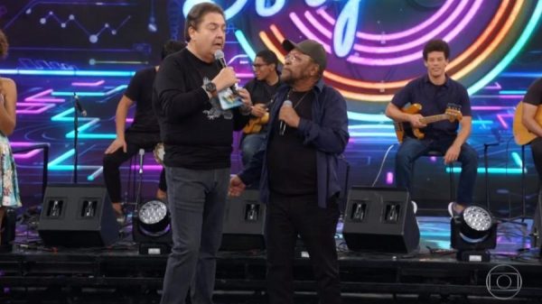 Martinho da Vila se apresenta no Faustão. Imagem: reprodução Globo