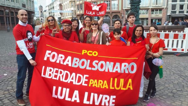 Resultado de imagem para lula livre, protestos