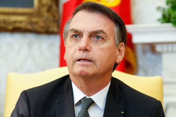 Às vésperas de votação da reforma, governo Bolsonaro libera quase R$ 1.000.000.000,00 1 bilhão em emendas