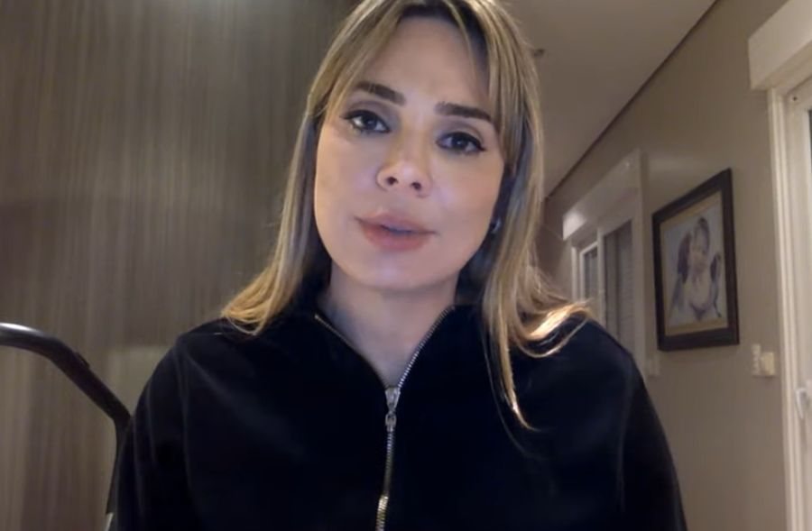 Sheherazade sobre protesto dos morominions: “cidadão de bem” pisando de salto na cabeça da serpente - Diário do Centro do Mundo