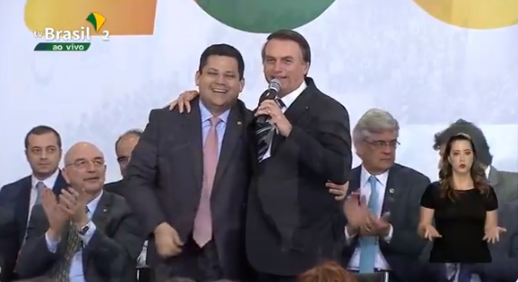 Davi Alcolumbre e Jair Bolsonaro. Foto: Reprodução