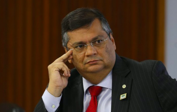 DCM entrevista o governador Flávio Dino hoje a partir das 14 horas