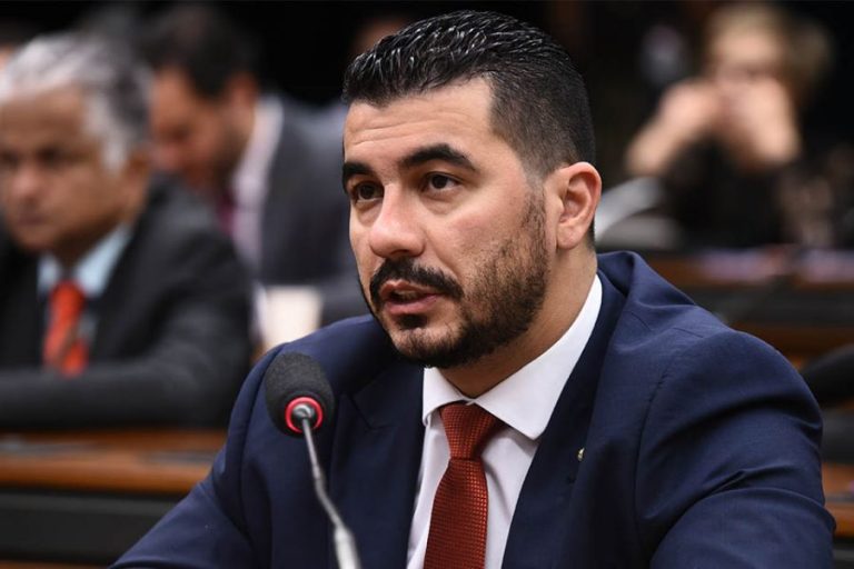 Luis Miranda vai usar colete à prova de bala durante ...