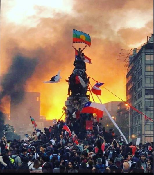 Resultado de imagem para chile protestos fotos