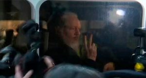 Veja o Assange