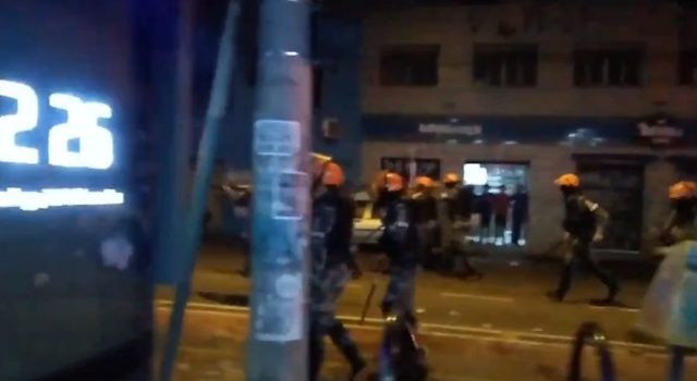 VÍDEO – Carnaval de Porto Alegre tem repressão da Tropa da Choque na Cidade Baixa