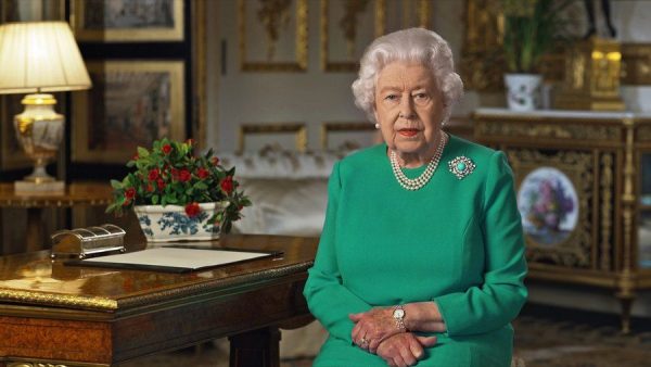 Rainha Elizabeth em discurso sobre a covid