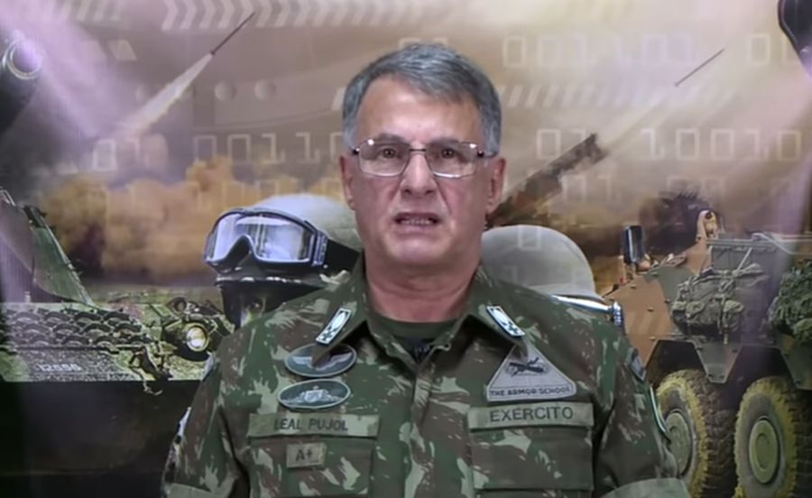 VÍdeo Comandante Do Exército Diz Que Cloroquina “recuperou Milhares De Integrantes Da Família 
