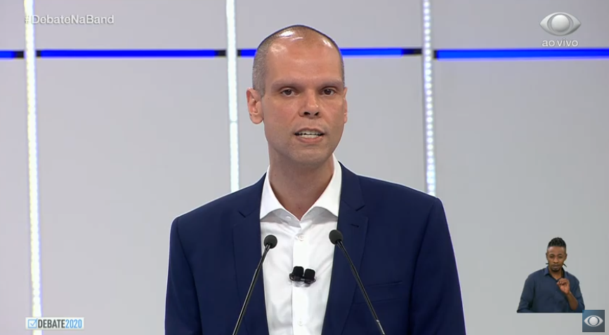 Covas bomba nas redes após escamotear sobre o vice Ricardo ...