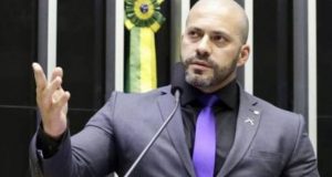 Daniel Silveira votou "sim" na PEC dos Precatórios