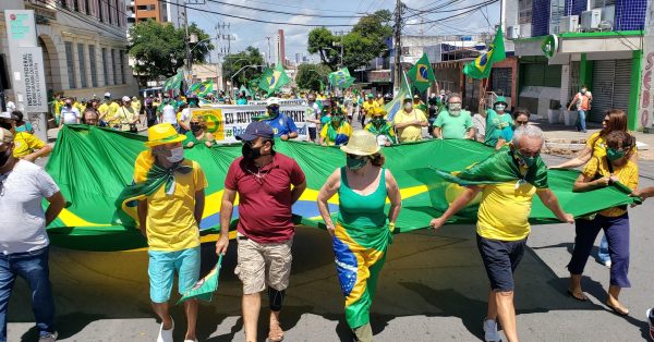 Bolsonaristas em ato golpista