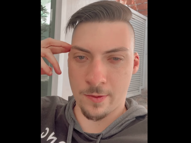 Renan Bolsonaro aparece de olhos vermelhos e internautas dizem que ele ...