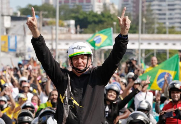 Bolsonaro e motociata